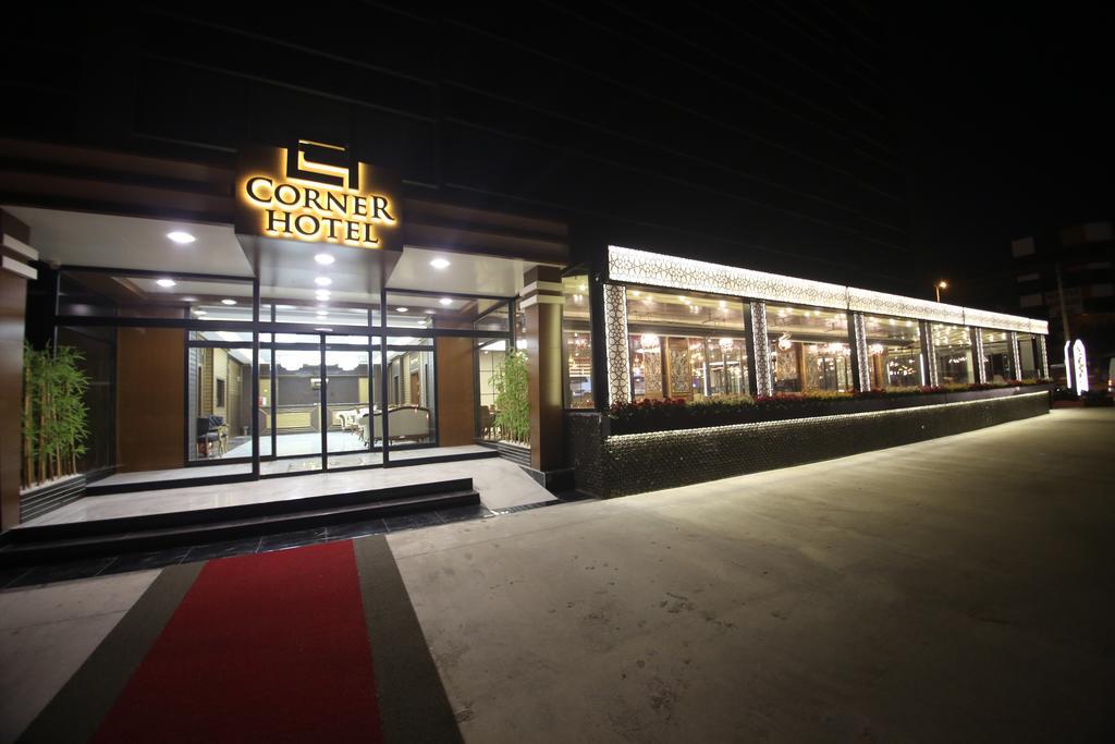 The Corner Hotel سينجان المظهر الخارجي الصورة