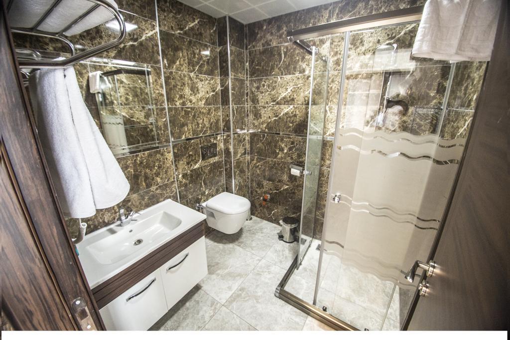 The Corner Hotel سينجان المظهر الخارجي الصورة