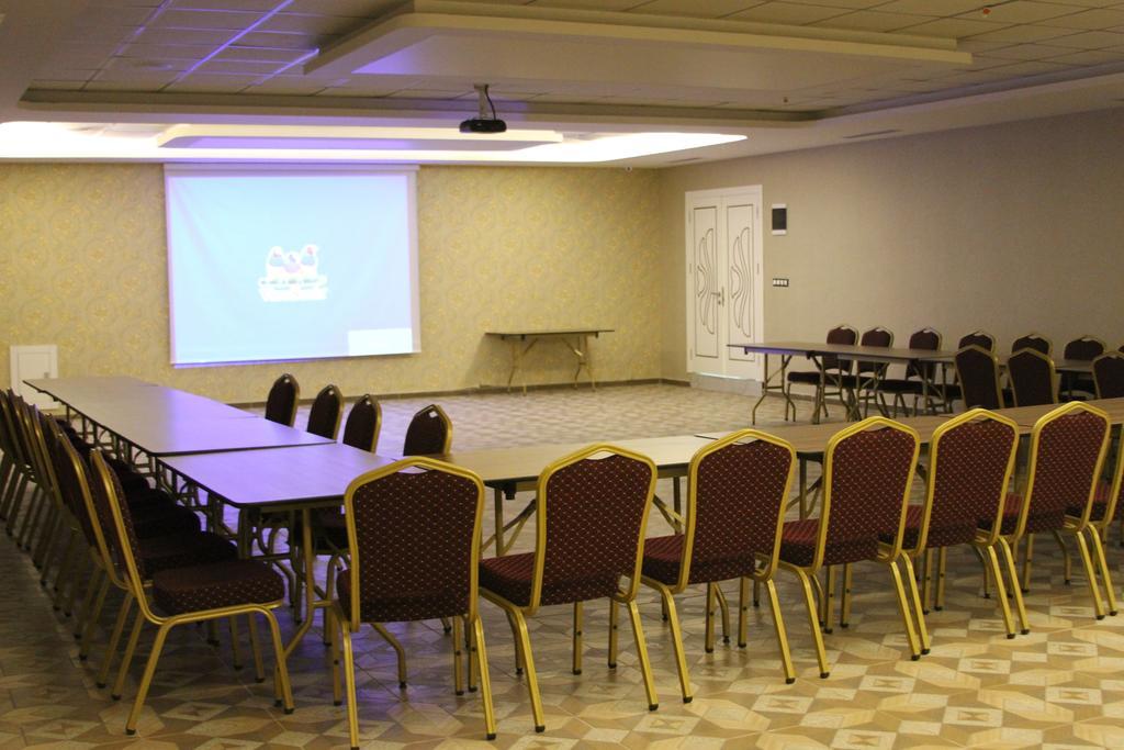 The Corner Hotel سينجان المظهر الخارجي الصورة