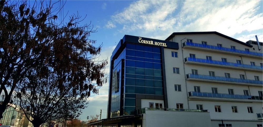 The Corner Hotel سينجان المظهر الخارجي الصورة