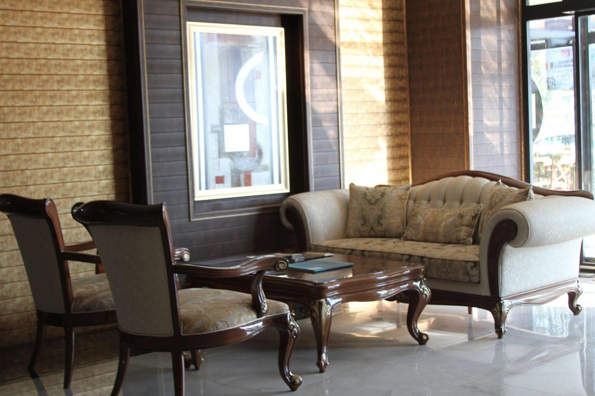 The Corner Hotel سينجان المظهر الخارجي الصورة