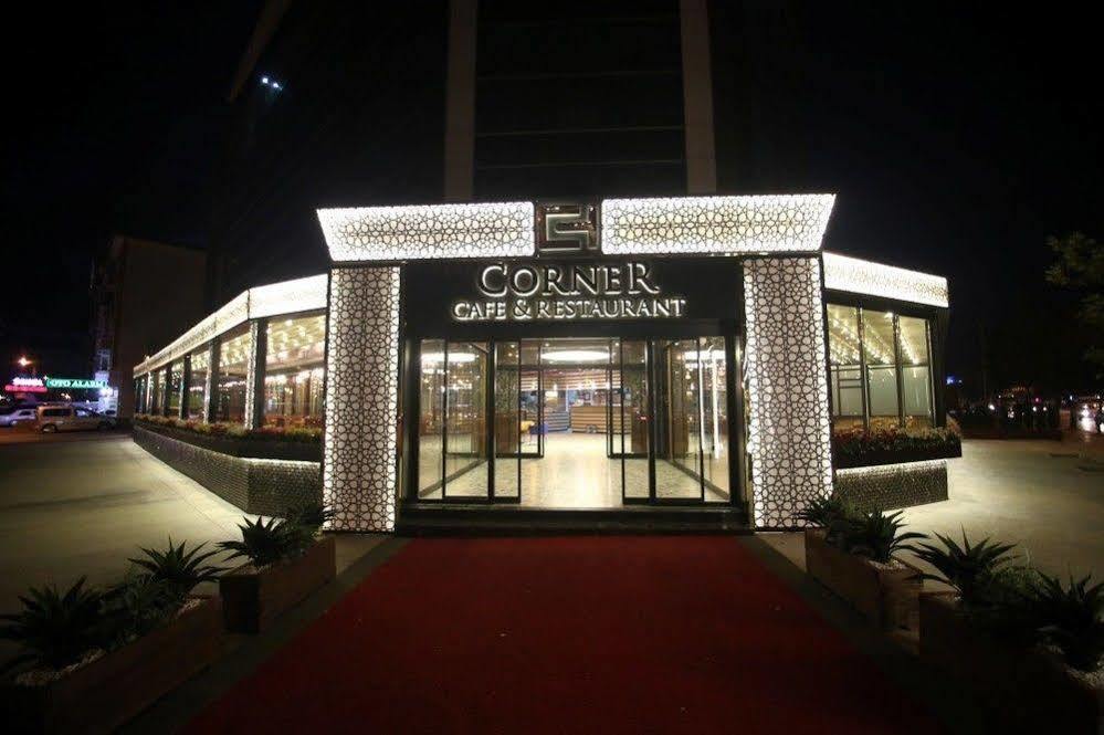 The Corner Hotel سينجان المظهر الخارجي الصورة